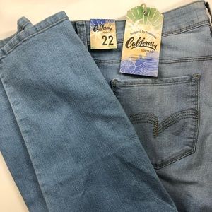Light Wash Skinny Jeans Size 22